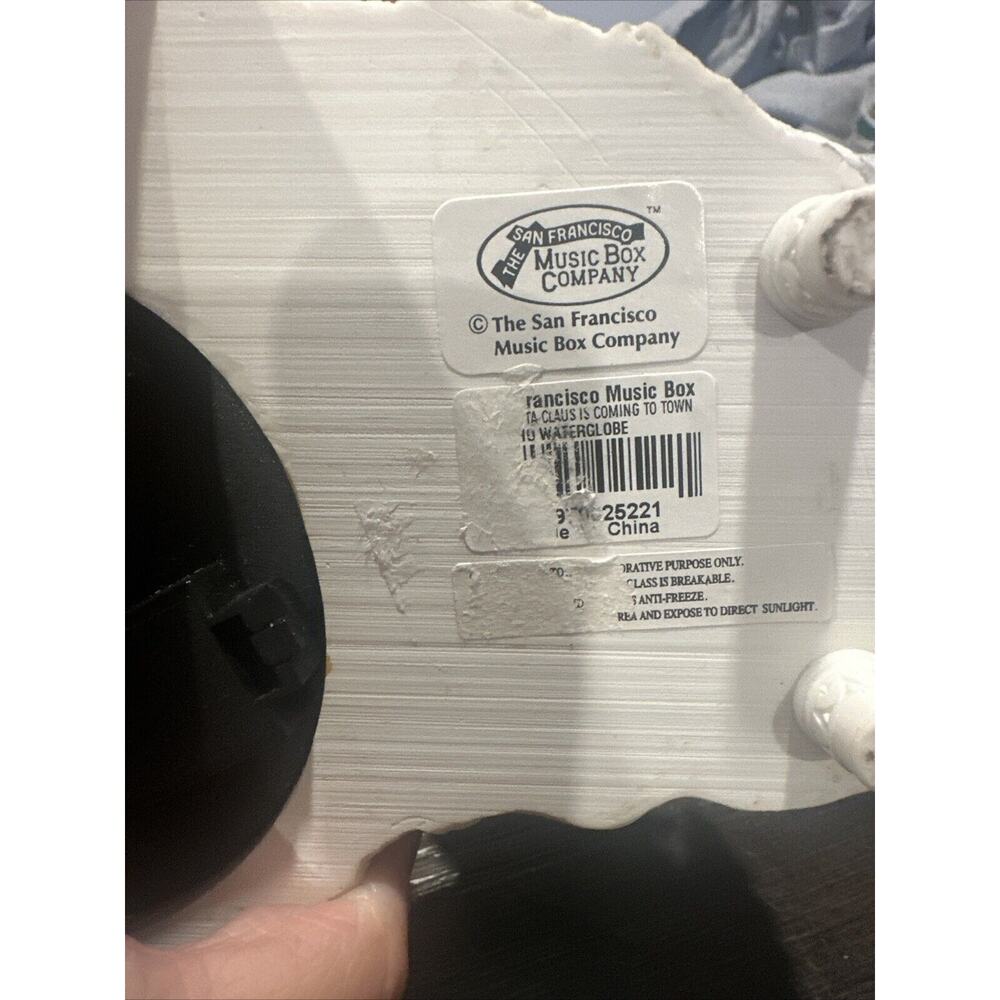 San Francisco Music Box Company Hohoho Snowglobe *hard to find - Picture 8 of 8